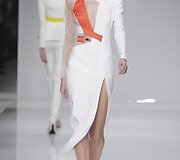 &bdquo;Atelier Versace&ldquo; 2016 m. pavasario-vasaros auk&scaron;tosios mados kolekcija