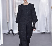 &bdquo;Chanel&ldquo; 2017 m. pavasario-vasaros auk&scaron;tosios mados kolekcijos modelis