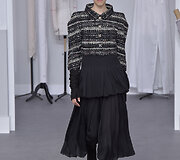 &bdquo;Chanel&ldquo; 2017 m. pavasario-vasaros auk&scaron;tosios mados kolekcijos modelis