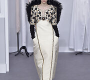 &bdquo;Chanel&ldquo; 2017 m. pavasario-vasaros auk&scaron;tosios mados kolekcijos modelis