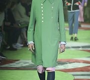 &bdquo;Gucci&ldquo; 2017 m. pavasario-vasaros vyrų kolekcijos modelis