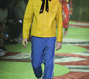 &bdquo;Gucci&ldquo; 2017 m. pavasario-vasaros vyrų kolekcijos modelis