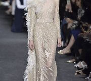 &bdquo;Elie Saab&ldquo; 2016 m. rudens-žiemos auk&scaron;tosios mados kolekcijos modelis