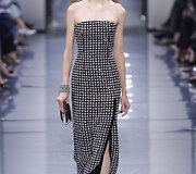 &bdquo;Giorgio Armani Priv&eacute;&ldquo; 2016 m. rudens-žiemos auk&scaron;tosios mados kolekcijos modelis 