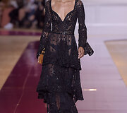 &bdquo;Zuhair Murad&ldquo; 2016 m. rudens-žiemos auk&scaron;tosios mados kolekcijos modelis