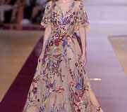 &bdquo;Zuhair Murad&ldquo; 2016 m. rudens-žiemos auk&scaron;tosios mados kolekcijos modelis