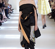 &bdquo;Maison Margiela&ldquo; 2016 m. rudens-žiemos auk&scaron;tosios mados kolekcijos modelis