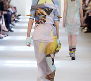 &bdquo;Maison Margiela&ldquo; 2016 m. rudens-žiemos auk&scaron;tosios mados kolekcijos modelis