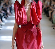 &bdquo;Maison Margiela&ldquo; 2016 m. rudens-žiemos auk&scaron;tosios mados kolekcijos modelis