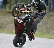 Akimirkos i&scaron; motociklų lenktynių