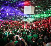 Komandų pristatymo akimirkos