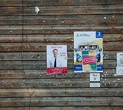 Rinkiminiai plakatai Gri&scaron;kabūdyje