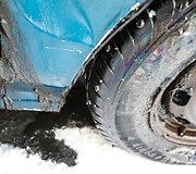 I&scaron; Kauno marių dugno traukiamas automobilis