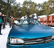 I&scaron; Kauno marių dugno traukiamas automobilis
