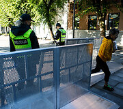 Laisvės alėjoje i&scaron;kilo barikados