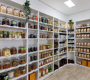 &bdquo;Natural Market&ldquo; parduotuvė-kavinė Kauno senamiestyje