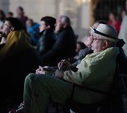 Kauniečiai krep&scaron;inio rungtynes žiūrėjo drauge