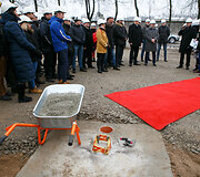 Kapsulės įkasimo ceremonija