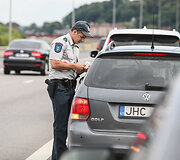 Pareigūnai tikrino vairuotojų greitį