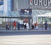 Vie&scaron;ojo transporto kontrolė Vilniuje primena keleiviams dėvėti kaukes