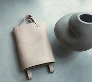 De&scaron;imtmetį &scaron;venčianti &bdquo;Kartu studio&ldquo; pristato naują rankinių kolekciją