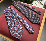 Vintažiniai &bdquo;Dolce&Gabbana&ldquo; bei &bdquo;Salvatore Feragamo&ldquo; kaklarai&scaron;čiai 