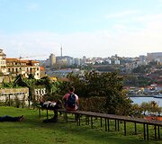 Porte yra gausybė poilsio zonų.