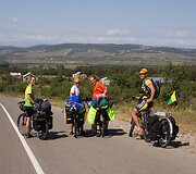 5 lietuviai, po Gruziją keliavę dviračiais