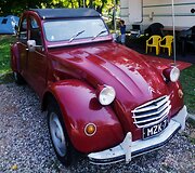 &bdquo;Citro&euml;n 2CV&ldquo; klubo i&scaron; Suomijos nariai vie&scaron;i Kauno kempinge