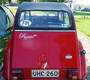 &bdquo;Citro&euml;n 2CV&ldquo; klubo i&scaron; Suomijos nariai vie&scaron;i Kauno kempinge