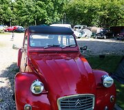 &bdquo;Citro&euml;n 2CV&ldquo; klubo i&scaron; Suomijos nariai vie&scaron;i Kauno kempinge