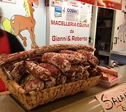 Sardinijoje galima įsigyti asilo, arklio mėsos gaminių