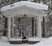 Atminimo kryžius, žuvusiems vienuoliams