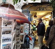 &Scaron;is knygynas pilnas turistų