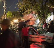 Gabename dovanas į namus