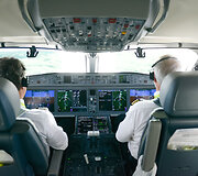 Pirmojo skrydžio su &bdquo;Bombardier CS300&ldquo; akimirkos
