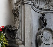 Besi&scaron;lapinantis berniukas &ndash; Briuselio simbolis
