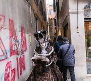 Venecijos karnavalas: toks, kokį jį i&scaron;vydo lietuvių pora