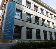 Informacija muziejuje pateikiama 24 kalbomis