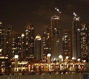 Dubajus naktį