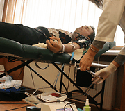 Klaipėdos savivaldybėje kraujo donorais tapo 14 darbuotojų.