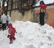 Žiema i&scaron; kiemo dar nenori bėgti - sniegas tirpsta labai lėtai...
