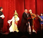 Teatro dienos i&scaron;vakarėse aktoriams įteiktos ir rėmėjų premijos.