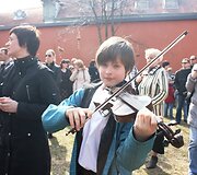 Atvelykio &scaron;ventė dar vadinama vaikų velykėlėmis.
