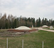 Prie Platelių buvo įrengtos keturios balistės raketos, galėjusios nu&scaron;luoti nuo žemės pavir&scaron;iaus bet kurį didmiestį. 