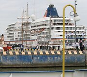 Paskutinysis atplaukė kruizinis laivas&bdquo;Europa&ldquo;, atplukdęs 500 turistų. 