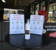 Palangoje savaitgalį nestigo svečių: žmonės drąsiau keliavo, lankė kavines ir pramogavo.  