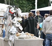 Į &scaron;ventę suvažiavo ir suvenyrų pardavėjai