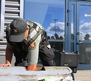 Automobilio dujų balionas buvo su dviguba danga. Vienoje buvo slepiamos cigaretės.