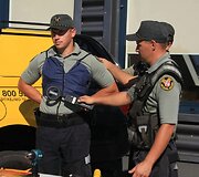 Muitininkai aptinka vis įmantriau paslėptas cigaretes
